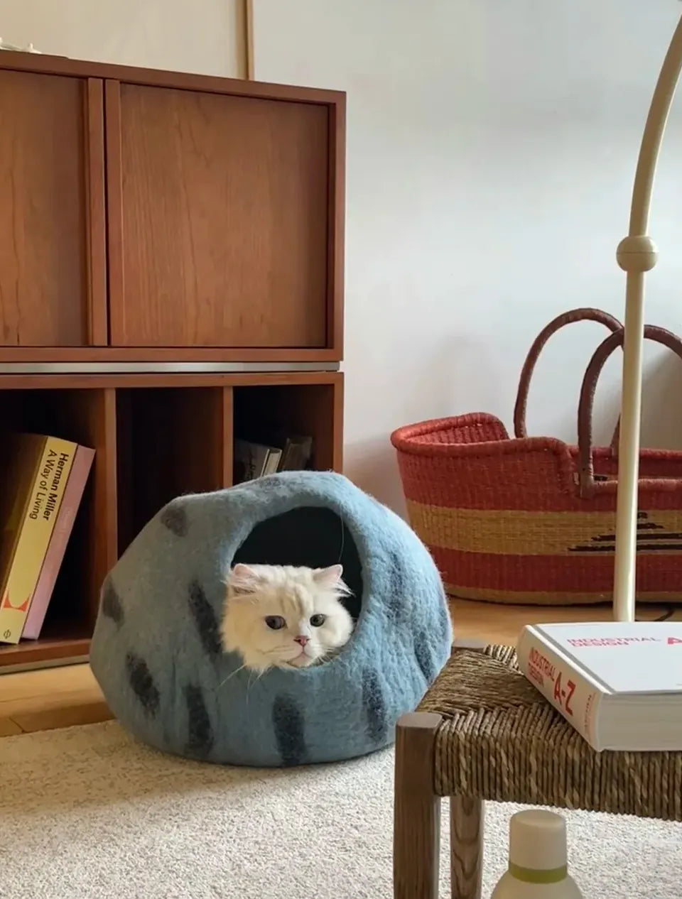 Niche Chat Feutre Laine Fait Main - Grotte Bleue Planète